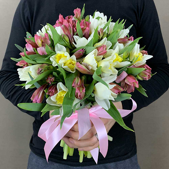 Букет цветов "Романтика Весны"