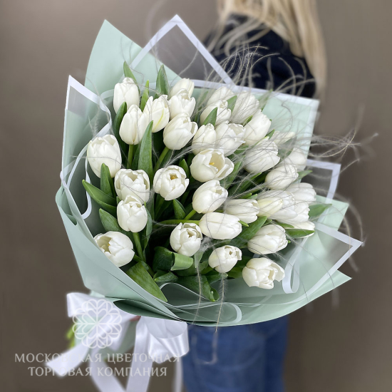 25 белых тюльпанов
