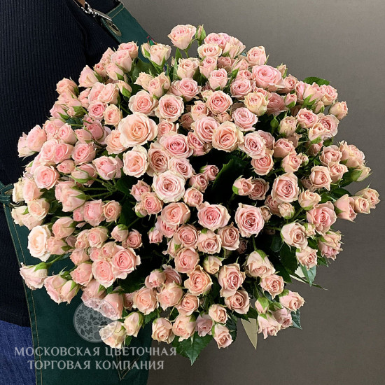 Букет 51 кустовая роза, нежно-розовая