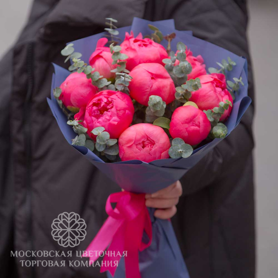 Букет из пионов Модена