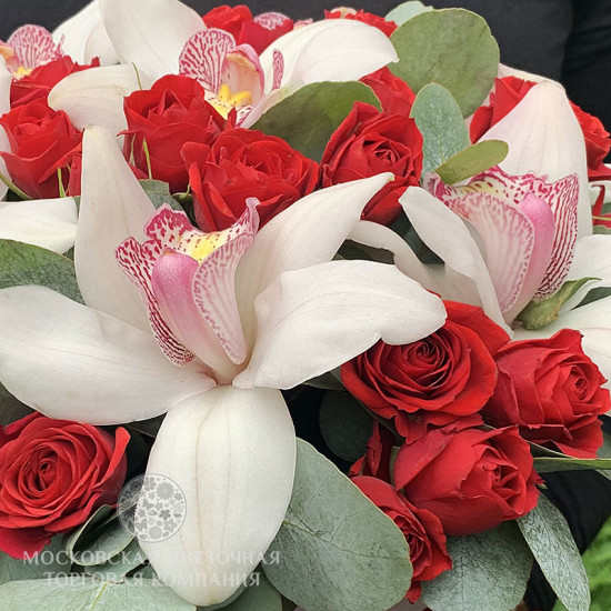 Букет с орхидеями "Абсолютная Любовь"