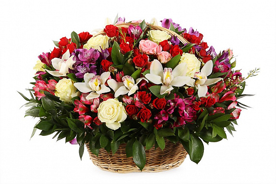 Купить букет кустовых роз недорого ― Доставка цветов по Москве