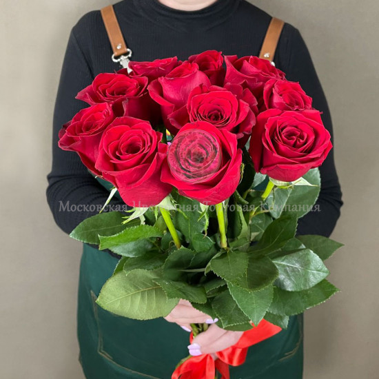 Букет Пламя Любви, 11 премиальных роз Фридом