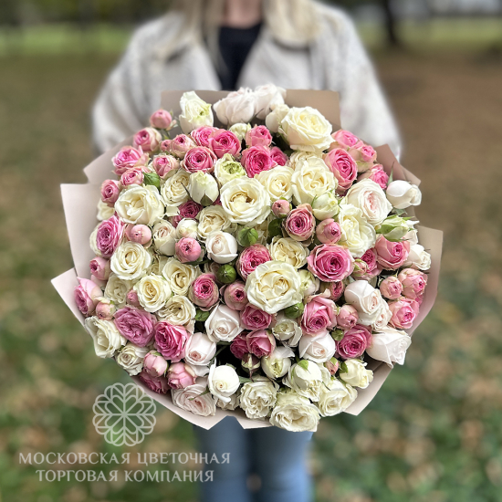 Букет 25 кустовых роз микс