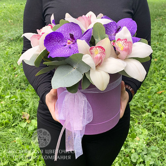 Букет с орхидеями "Естественная Красота"