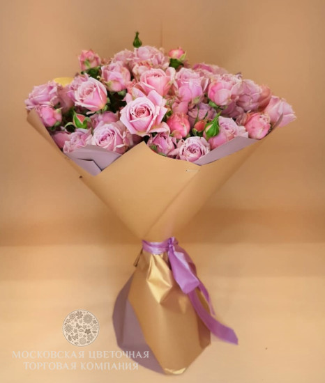 Букет 17 кустовых роз Пинк Эссенс (с ароматом)
