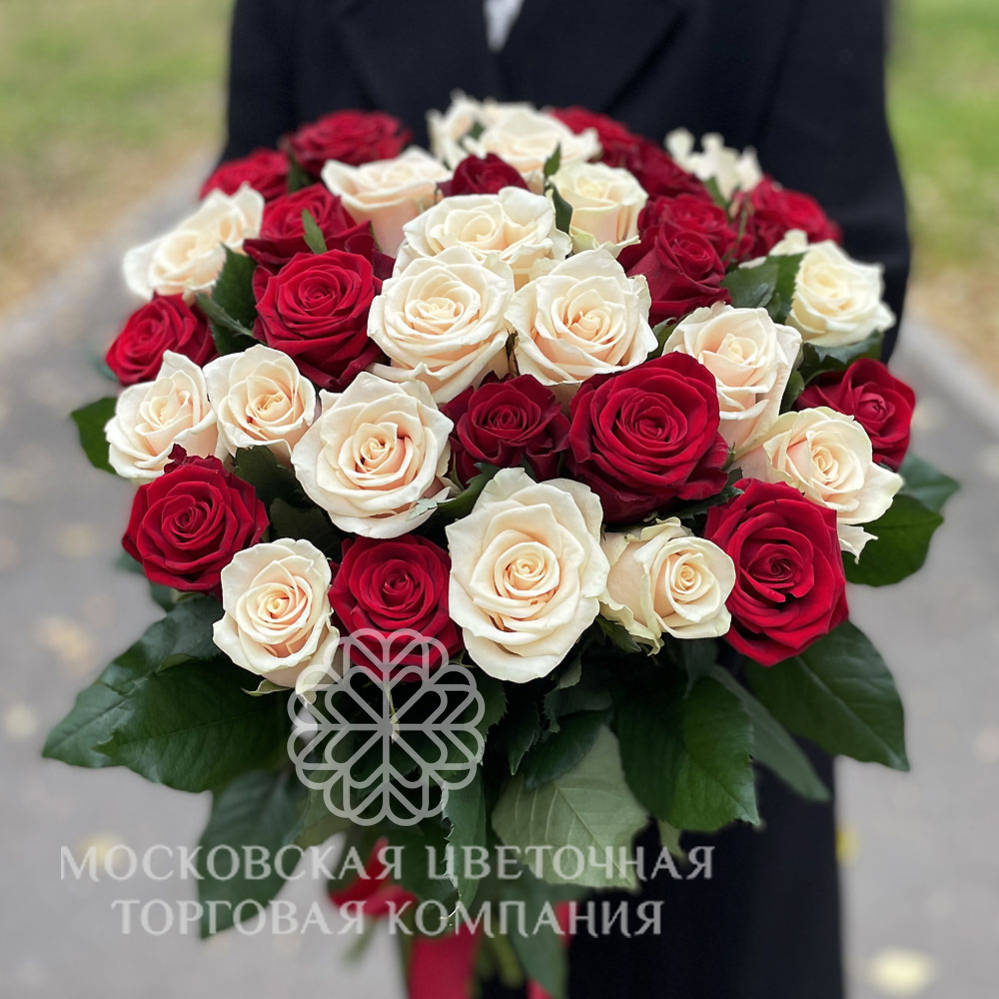 Роза Букет 35 роз микс купить с доставкой за 8 970 руб.